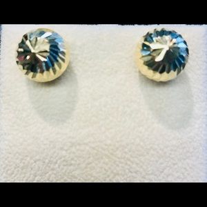 14k yellow gold earring